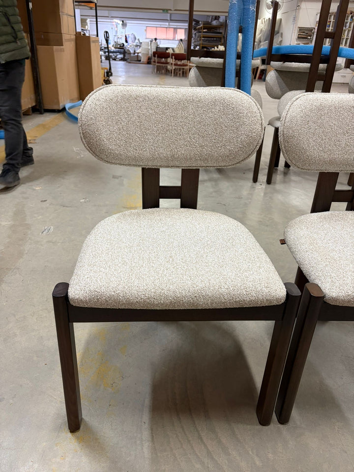 Chaise parisienne
