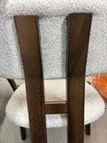Chaise parisienne