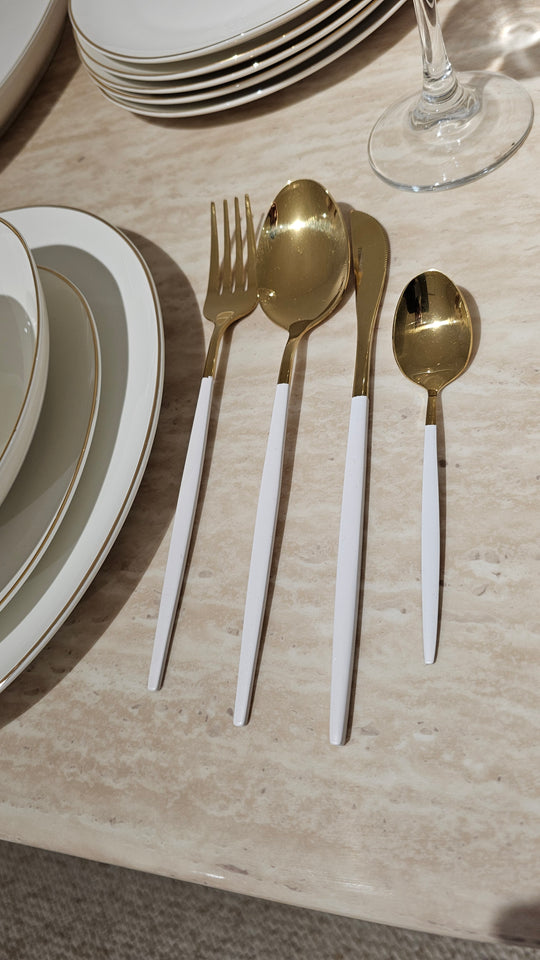 Couverts de service de table