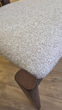 Chaise parisienne